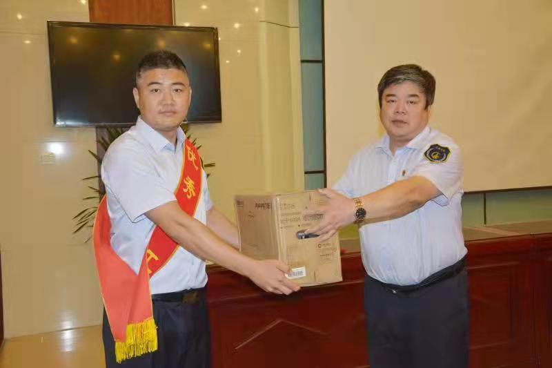 图片 4.png 图片 4.png